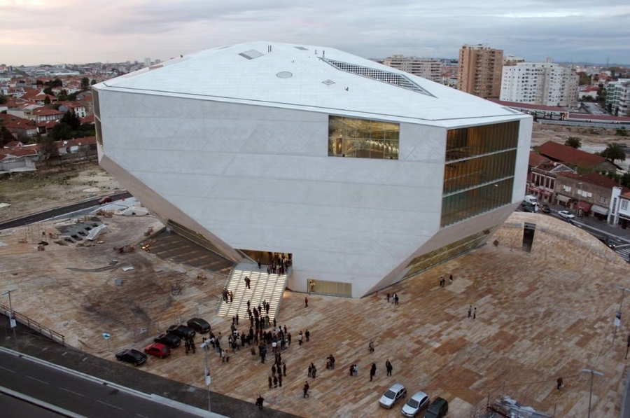 Casa da Música: Where a concert hall meets the city · image 1