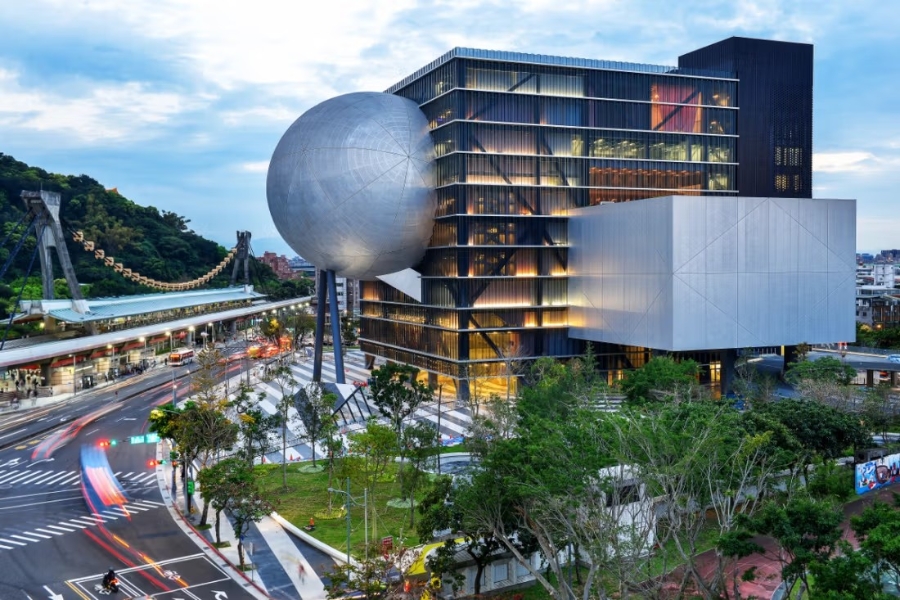 Taipei Performing Arts Center: Recombining the stage · image 1